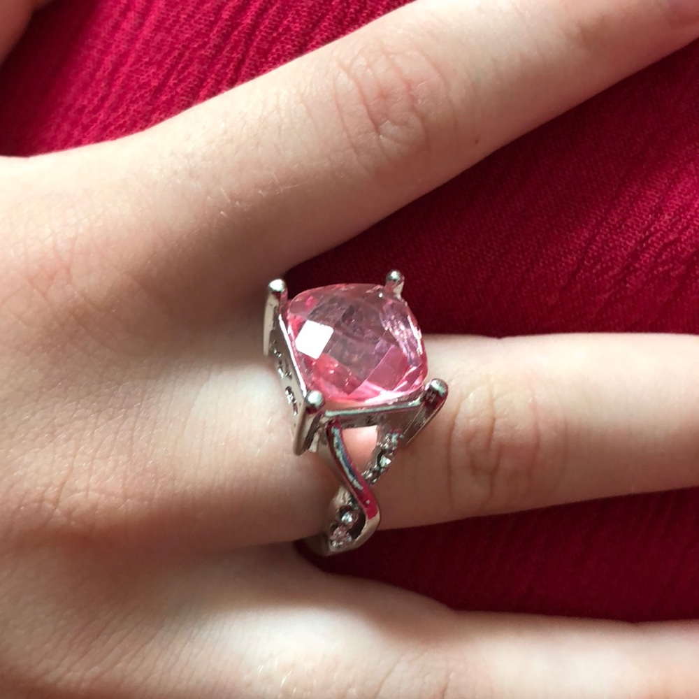 Silver Women's Pink & White Gemstone Ring New - Picture 3 of 4